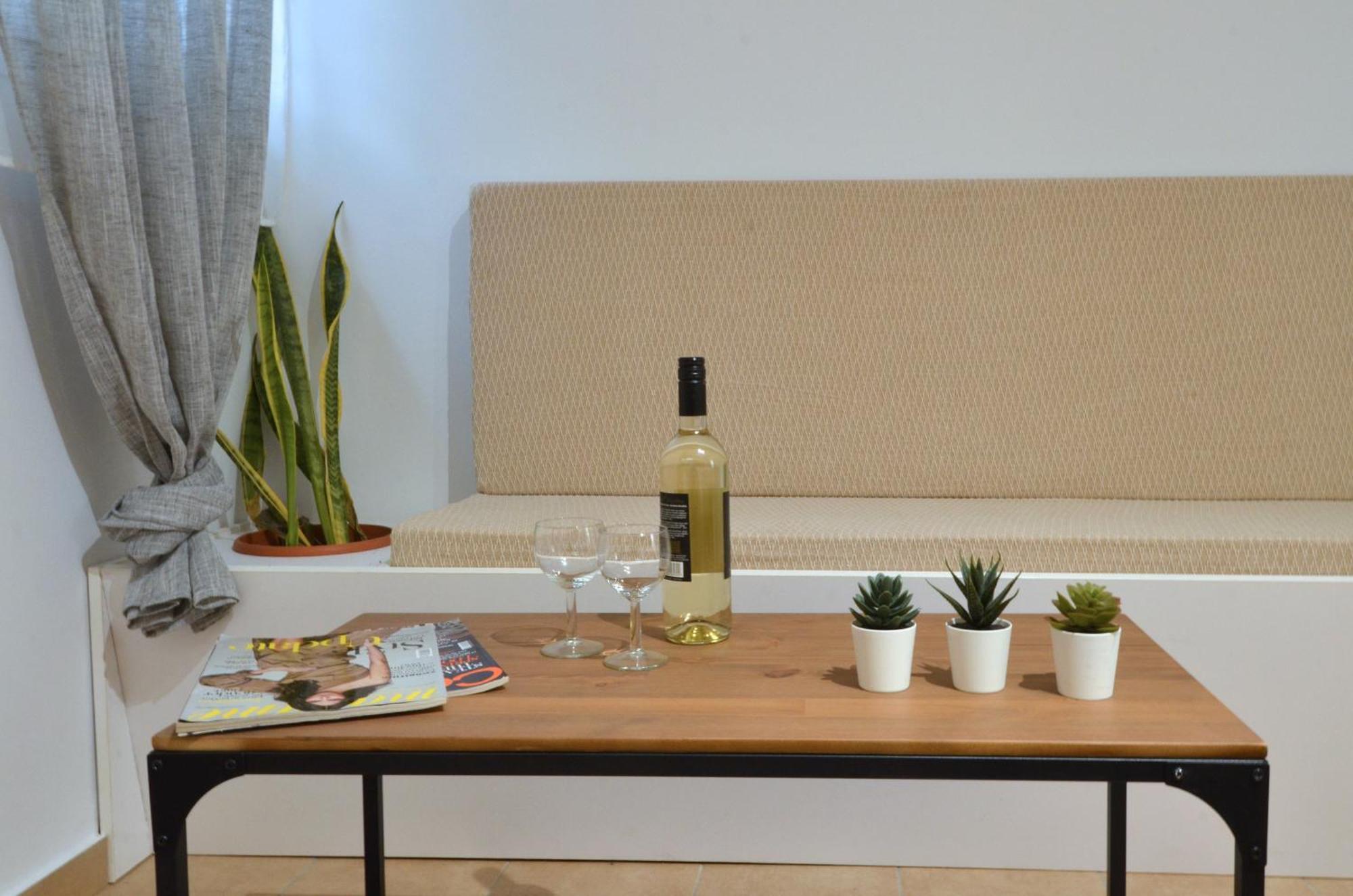 Acropolis, A Nice And Minimal Apartment เอเธนส์ ภายนอก รูปภาพ